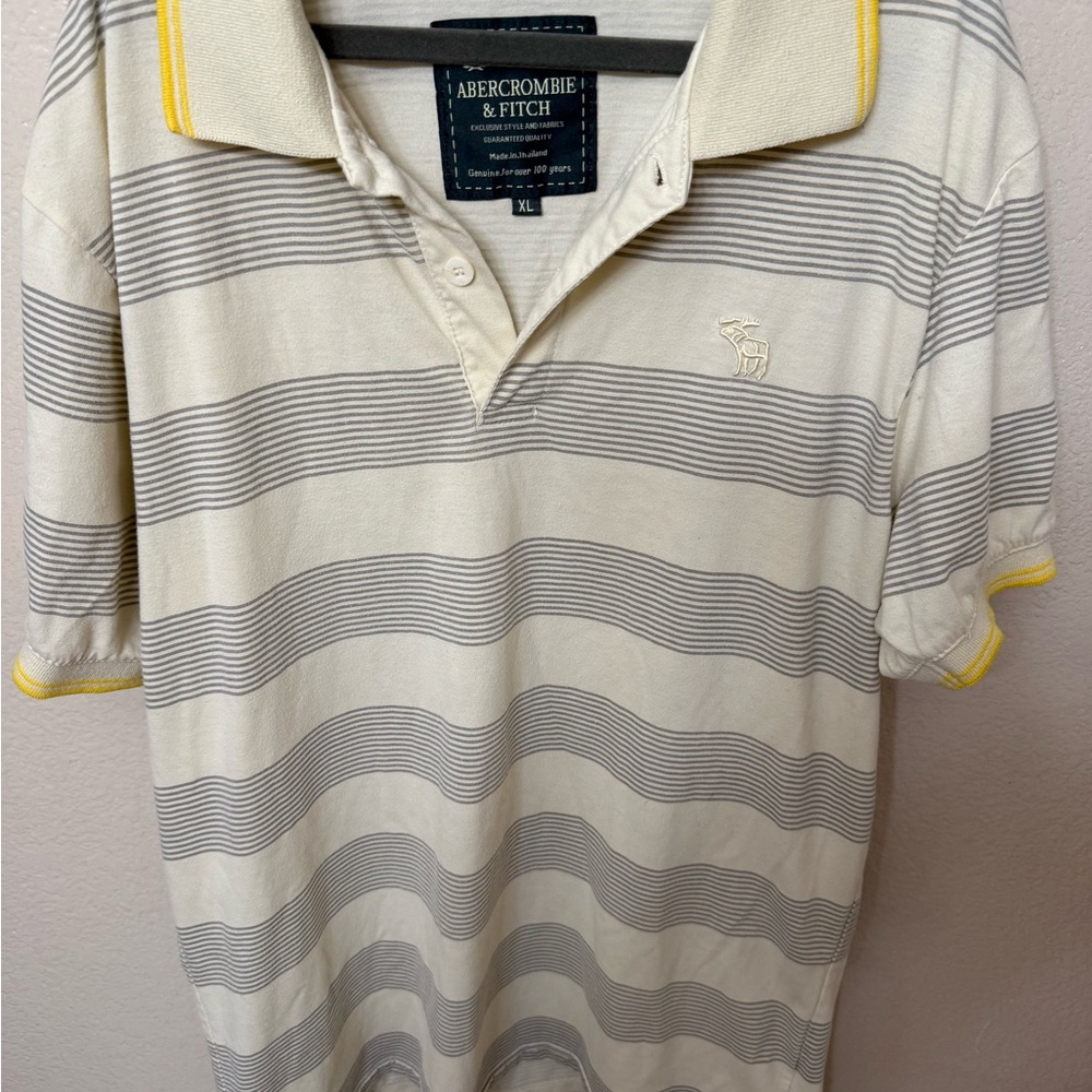 Vintage Abercrombie & Fitch butter yellow Polo muscle Shirt w/ embroidered logo